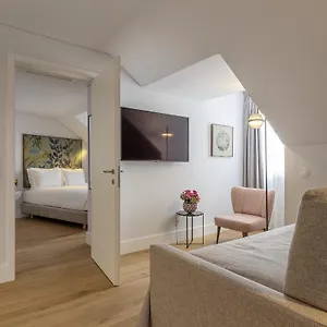 Serviced - Madalena Daire Lisboa